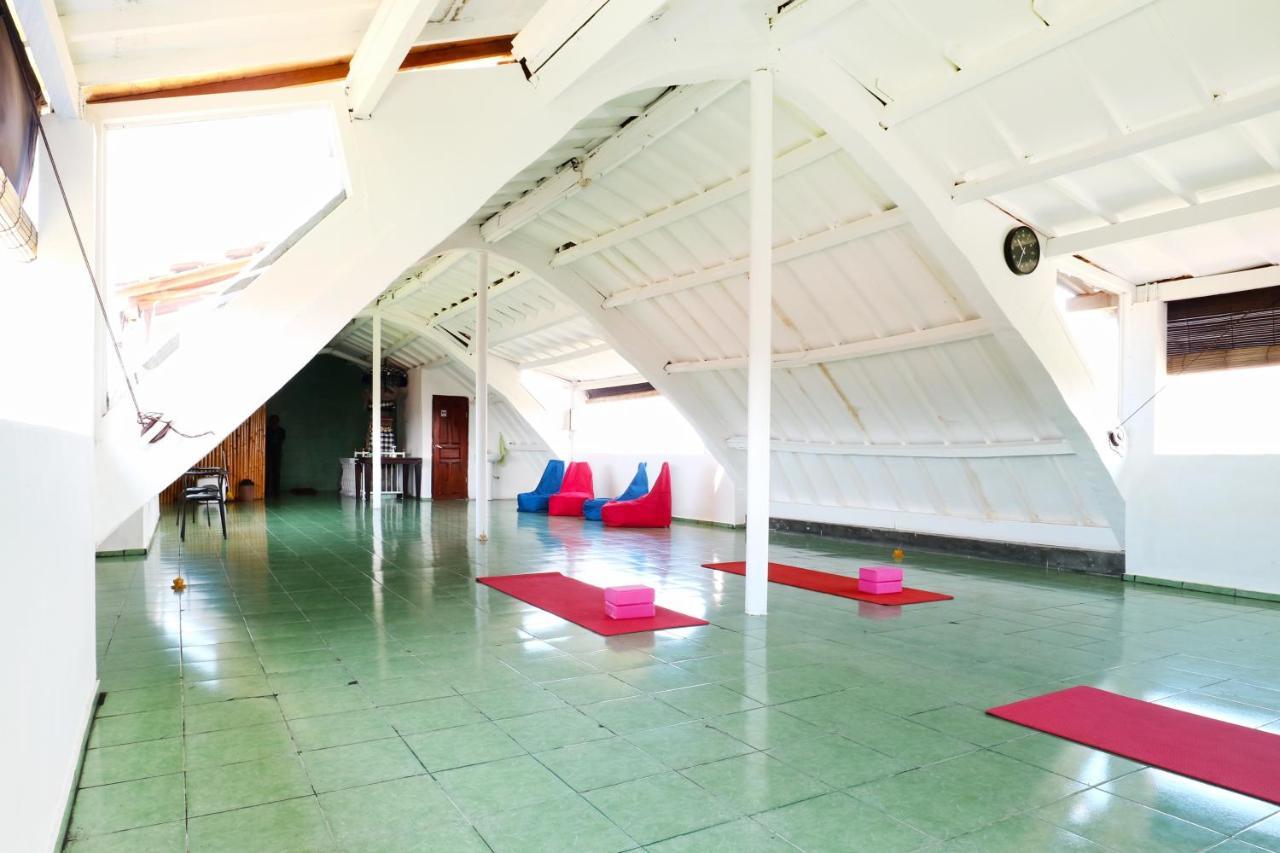 Duta Surf Stay Canggu クタ エクステリア 写真